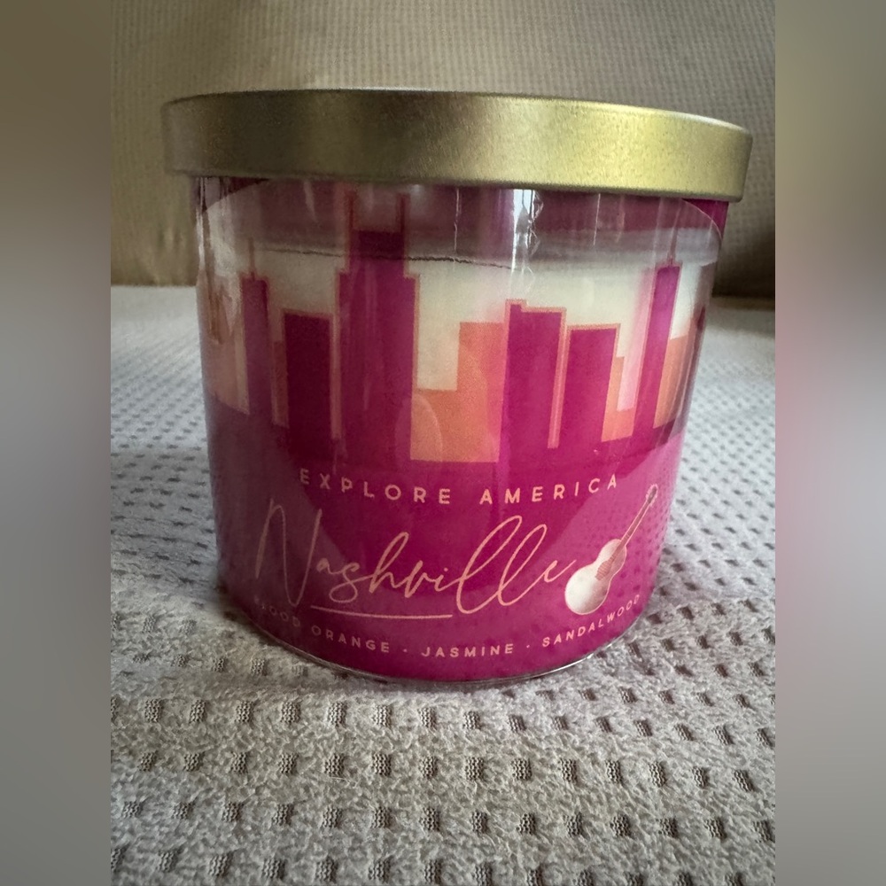 Mainstays Explore America Nashville 14 oz. 3-Wick Candle – New (2022)